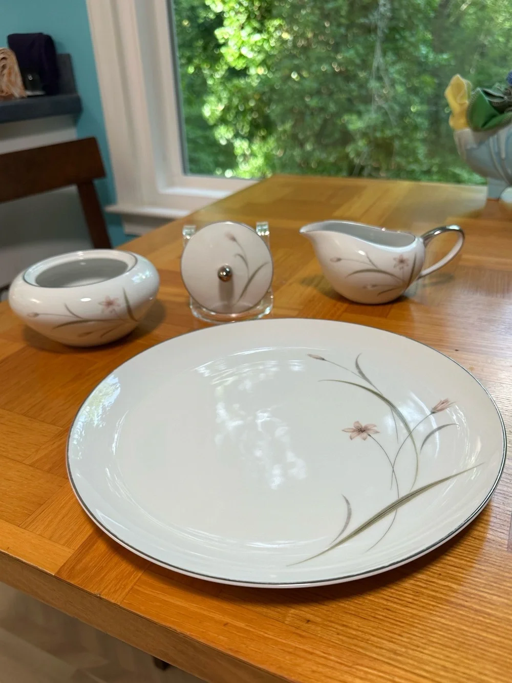 Floral Vintage 70/80s Discontinued “Astrea” Mikasa Pink Flowers 4-Pc Serving Set